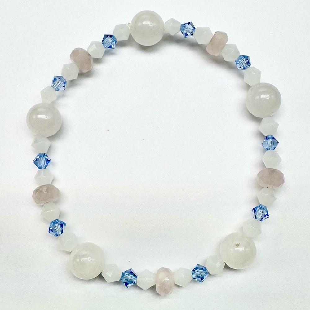 Elegant White and Blue Beaded Bracelet - ML